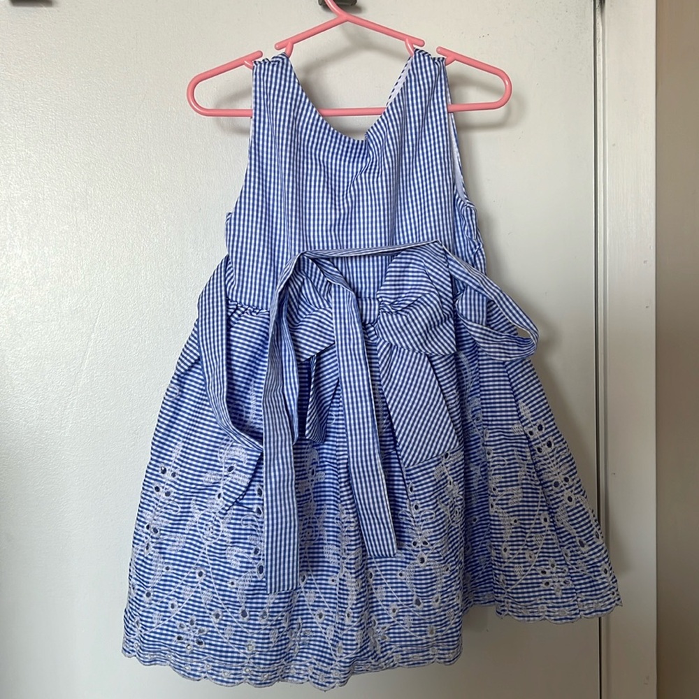 Girl’s eyelet dress. Size 4T